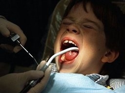 دندانپزشک قلابی رشت به دام افتاد