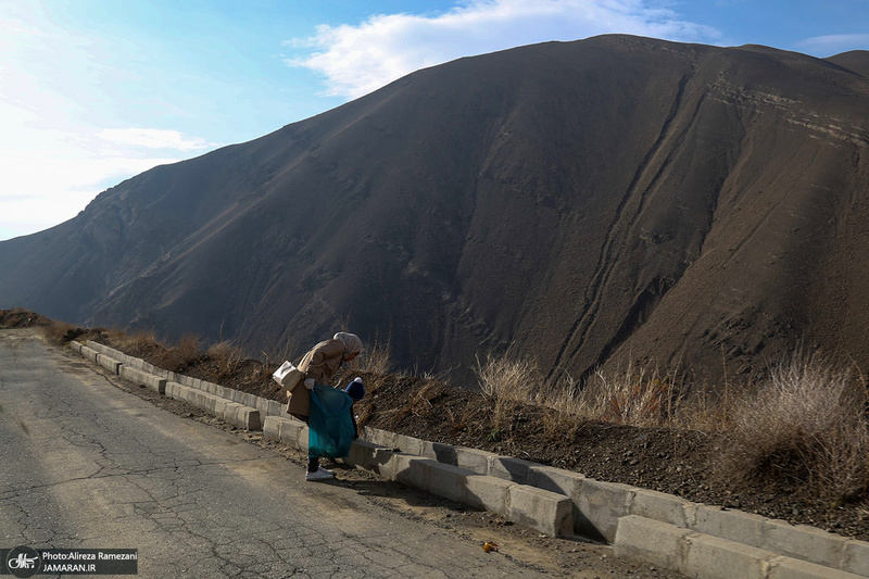 پویش حفاظت از محیط زیست و پاکسازی حریم و حاشیه روستاهای منظقه 22