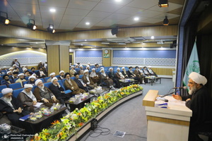 مراسم روز معلم و تجلیل از اساتید حوزوی در مجتمع آموزشی پژوهشی ائمه اطهار (ع)‎