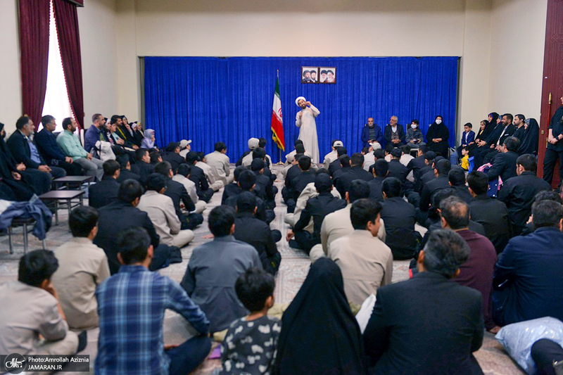 مراسم جشن فرزندان به تکلیف رسیده کارکنان سپاه در حرم مطهر امام خمینی (س)