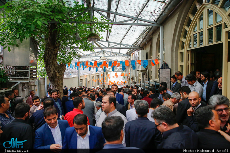 مراسم تشییع حجت الاسلام و المسلمین حمیدزاده(ره) از حسینیه جماران