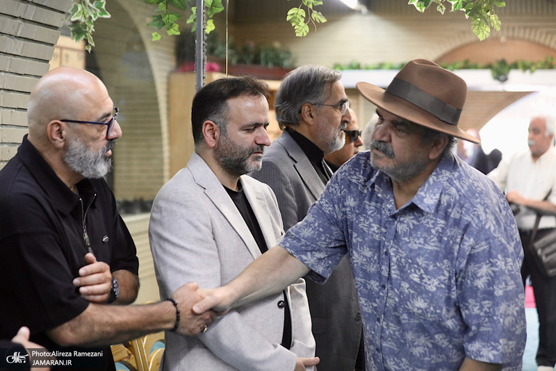 مراسم ختم مرحوم اکبر عبدی در مسجد بلال صدا و سیما