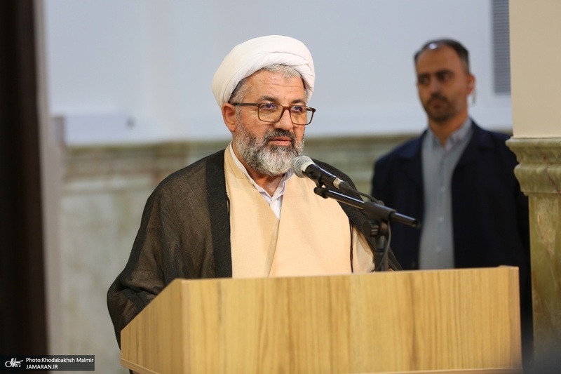 نشست علمی بررسی شخصیت و اندیشه تفسیری شهید آیت الله سید مصطفی خمینی