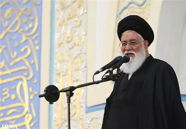 امام جمعه مشهد: زندگی امام حسن مجتبی (ع) عبرتی برای زندگی امروز ماست