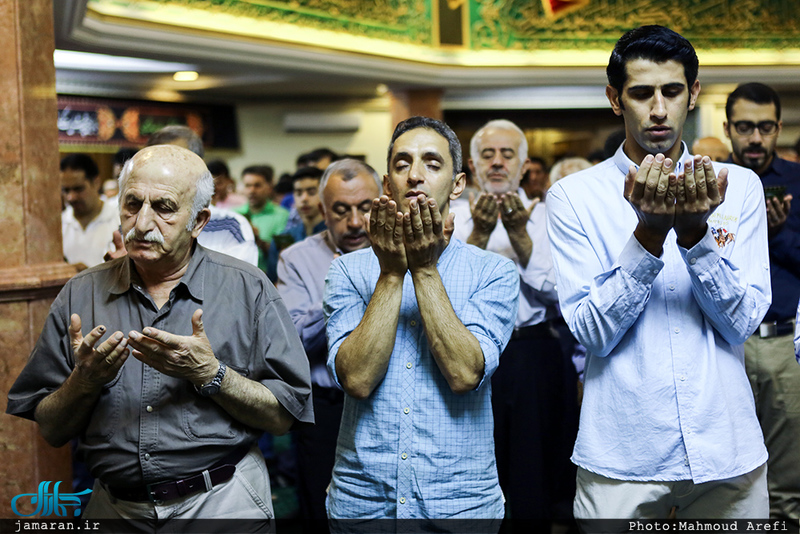 نماز عید فطر در حسینیه شماره 2 جماران