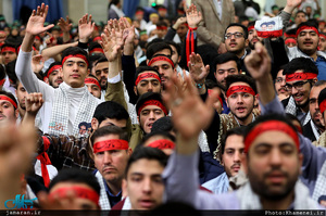 دیدار جمعی از جوانان و نوجوانان عازم اردوهای راهیان نور با رهبر معظم انقلاب