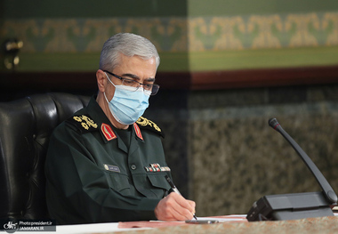 رئیس ستاد کل نیروهای مسلح با تسلیت شهادت سردار موسوی: بی‌تردید بدون پاسخ نخواهد ماند؛ رژیم صهیونیستی از هیچ جنایتی فروگذار نمی‌کند، تا ضمن گستردن دامنه جنگ و درگیری به منطقه و کشاندن پای هم پیمانانش به معرکه برای پیشگیری از فروپاشی حتمی خود زمان بخرد