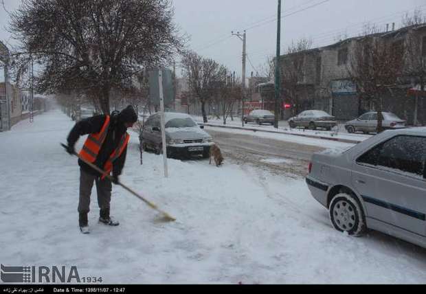 سرما مدارس اردبیل را برای دومین روز تعطیل کرد