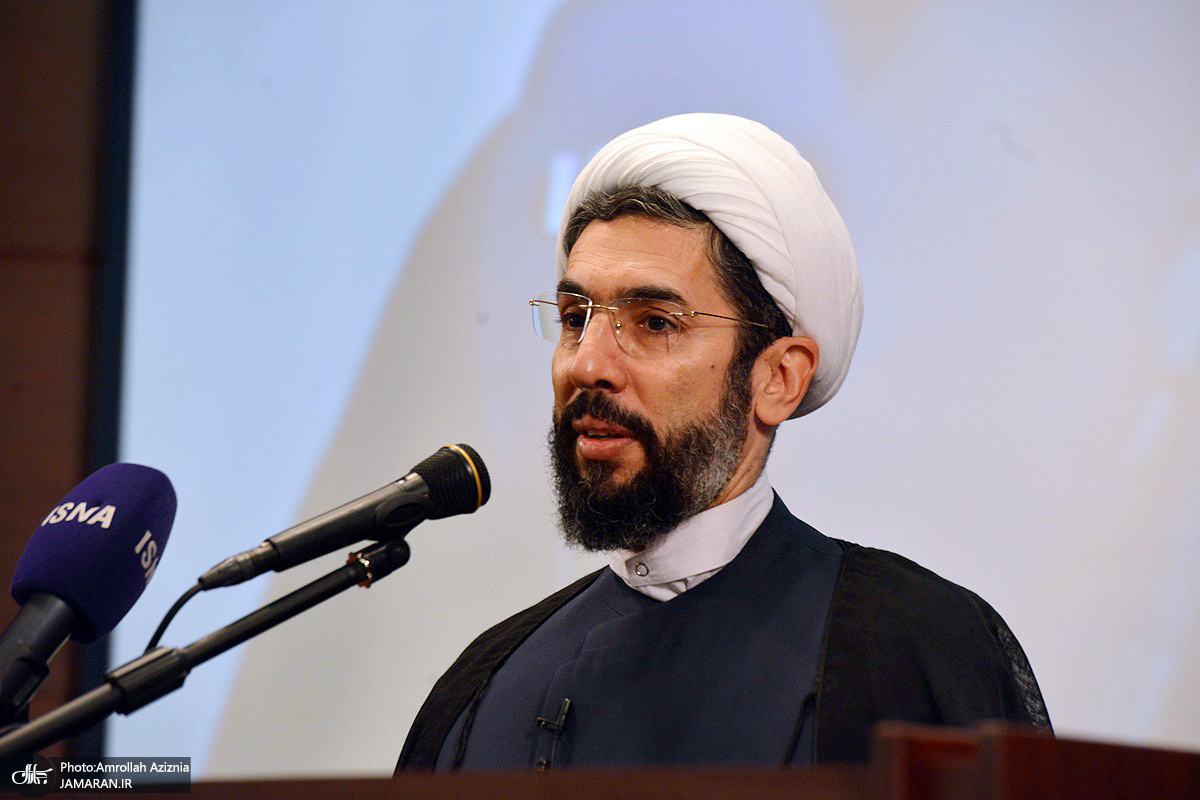 رئیس نهاد رهبری در دانشگاه‌ها: هیچ آدم عاقلی تصور نمی‌کند مسمومیت دانش‌آموزان دختر کار نظام باشد