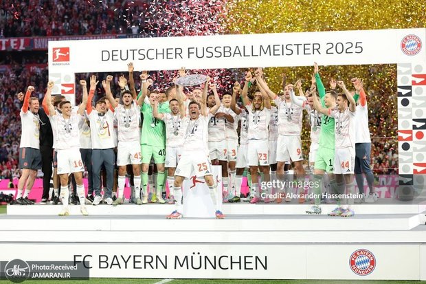 ویدیو| جام قهرمانی شماره 34 بوندسلیگا برای بایرن مونیخ و توماس مولر