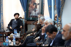 دیدار اعضای شورای اسلامی شهر تهران با سید حسن خمینی