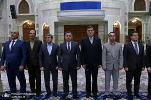 ادای احترام هیات جوانان کشور آذربایجان و هیات جوانان وزارت ورزش و جوانان ایران به آرمان های حضرت امام(س)