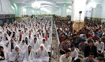 جشن ازدواج 700 زوج دانشجو در حرم مطهر رضوی برگزار شد