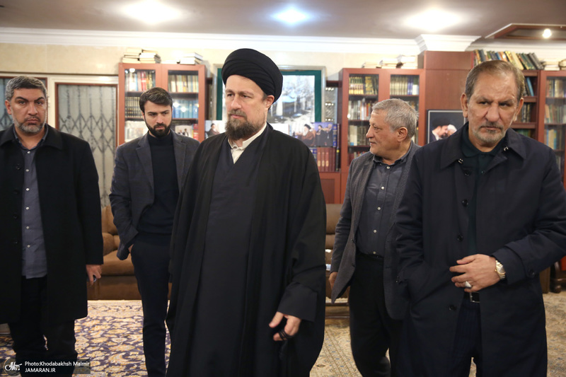 حضور شخصيت هاي سياسي در منزل مرحوم آیت الله بجنوردی 2