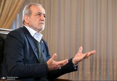 پزشکیان: ما ۶ میلیارد دلار برای بنزین وارداتی تا پایان سال پول پرداخت کردیم