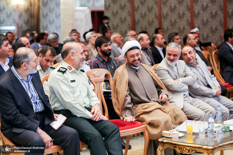 نشست مسئولان و دست اندرکاران مراسم سی امین سالگرد بزرگداشت امام خمینی(س)