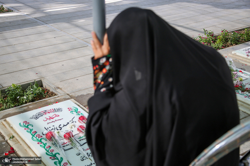 مراسم مهمانی لاله ها در بهشت زهرا (س) تهران