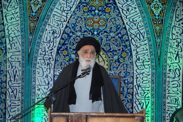 امام جمعه ورامین:سنت های حسنه اسلامی را با گناه آلوده نکنید