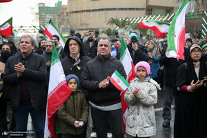 اجتماع خانوادگی منتظران مهدی (عج) و بزرگداشت یاد شهدای اخیر(۲)