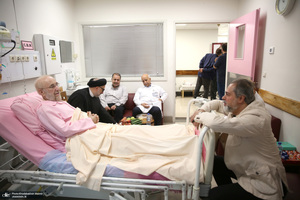 عیادت اقای خاتمی 1