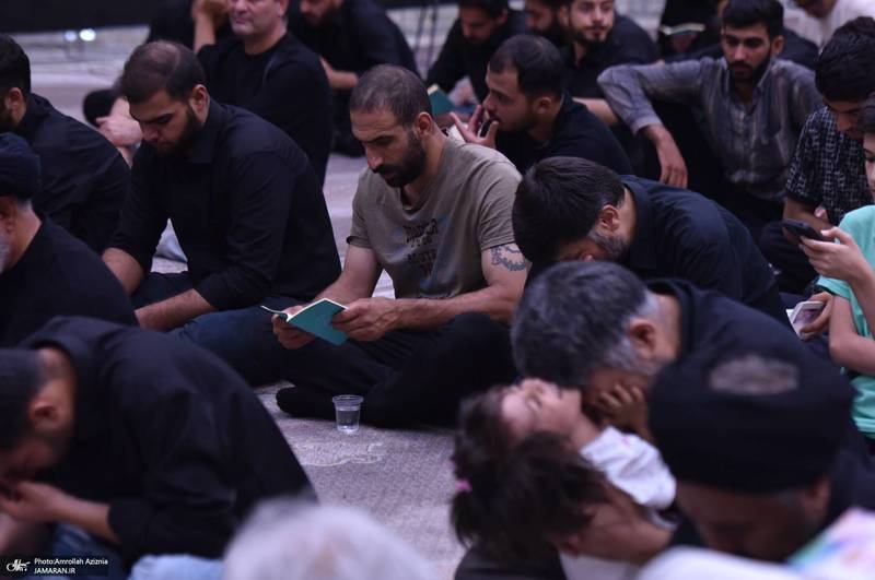 مراسم شام غریبان شهادت امام رضا (ع) در حرم مطهر امام خمینی