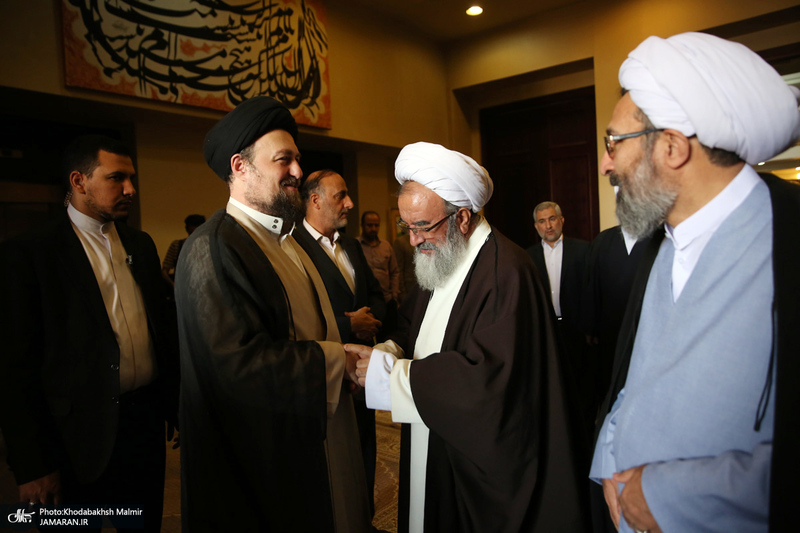 حاشیه های تجدید میثاق اعضای مجلس خبرگان رهبری با آرمان های امام خمینی (س)