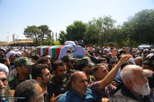 تشییع مرحوم آیت الله عباسعلی سلیمانی (ره) در حرم مظهر حضرت معصومه (س)