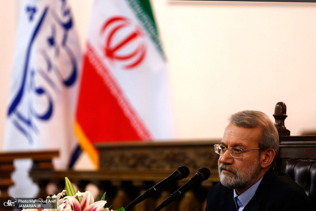 لاریجانی در دیدار سفیر هند در تهران: کشورهای بزرگ نگذارند آمریکا به زورگویی عادت کند