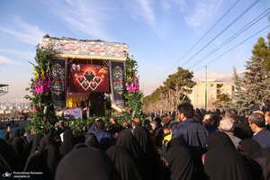 تشییع پیکر شهدای مدافع حرم در شهرک شهید محلاتی