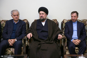 دیدار مدیرعامل و مدیران بانک دی با سید حسن خمینی