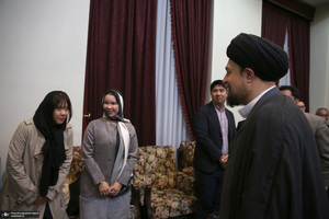 دیدار جمعی از اساتید ودانشجویان کشور تایلند با سید حسن خمینی