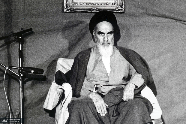 تبیین پیوند ارتش و مردم در کلام امام