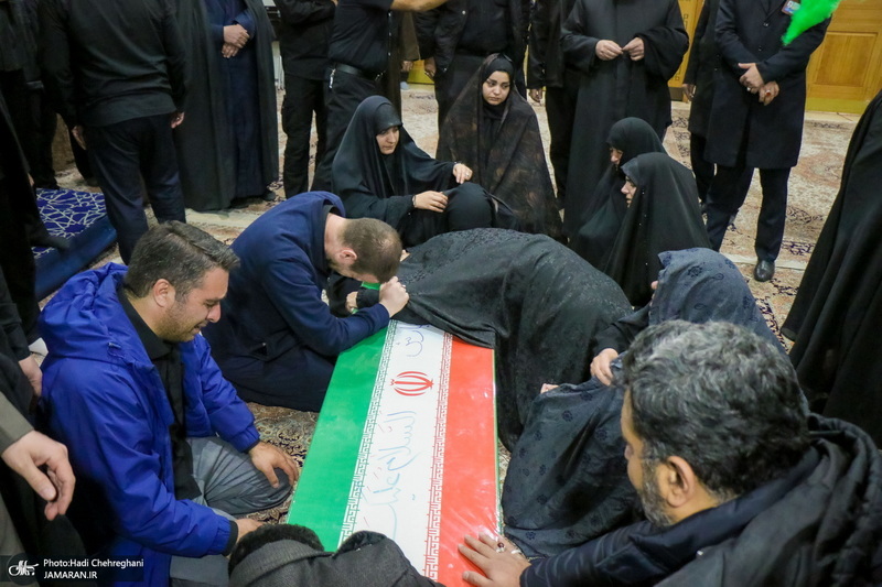 مراسم بزرگداشت شهید علی لاریجانی در حرم حضرت معصومه (س)