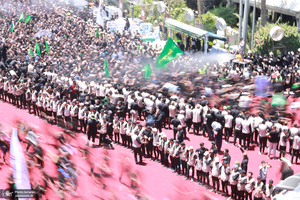 مراسم عزاداری ظهر عاشورا در کربلا