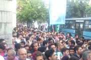 ازدحام شدید جمعیت مقابل حسینیه ارشاد+عکس