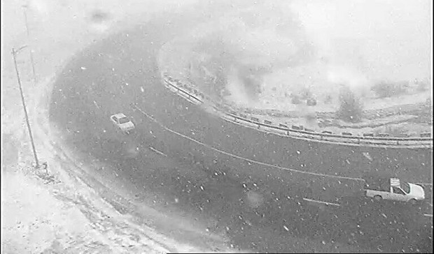 تمامی محورهای شمالی آذربایجان شرقی لغزنده است