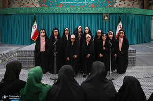 دیدار هزاران نفر از زنان و دختران با رهبر معظم انقلاب