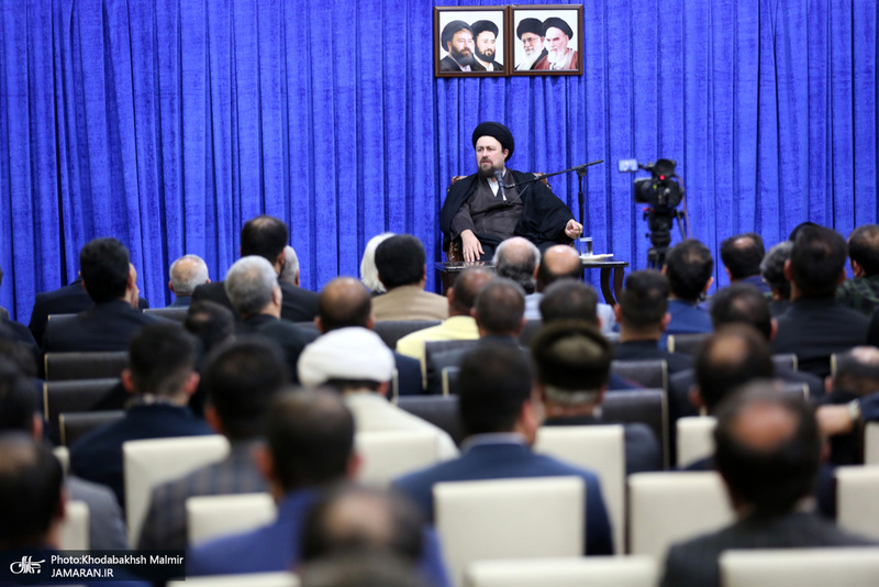 دیدار جمعی از پیشکسوتان و ورزشکاران با سید حسن خمینی