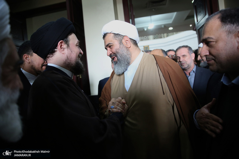 حاشیهتجدید میثاق رئیس و جمعی از نمایندگان مجلس شورای اسلامی با آرمان‌های امام خمینی(س)