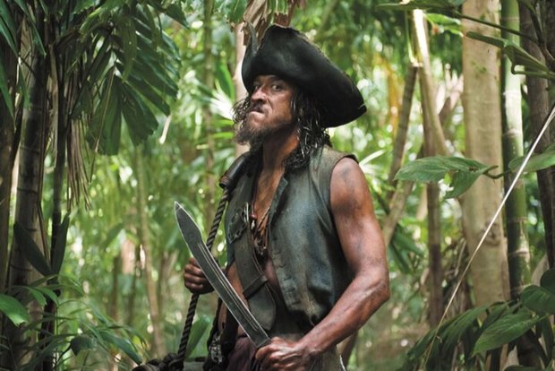 بازیگر «دزدان دریایی کاراییب» بر اثر حمله کوسه درگذشت
