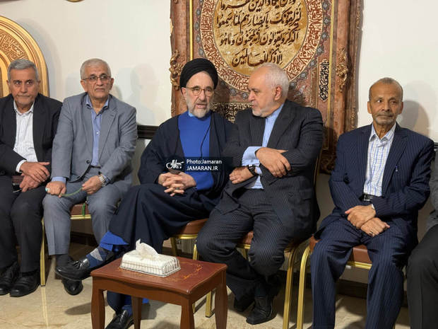 ظریف در کنار خاتمی + عکس