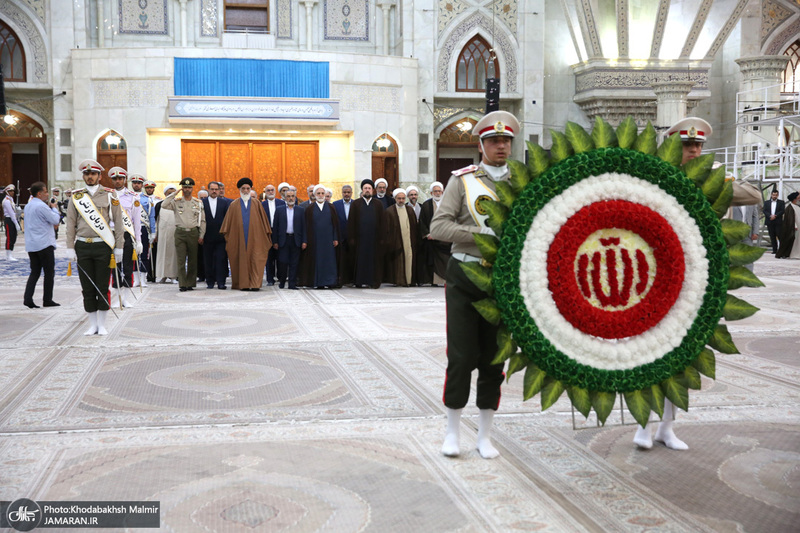 مراسم تجدید میثاق قوه‌ قضائیه با آرمان‌های امام خمینی(س) در حرم امام،