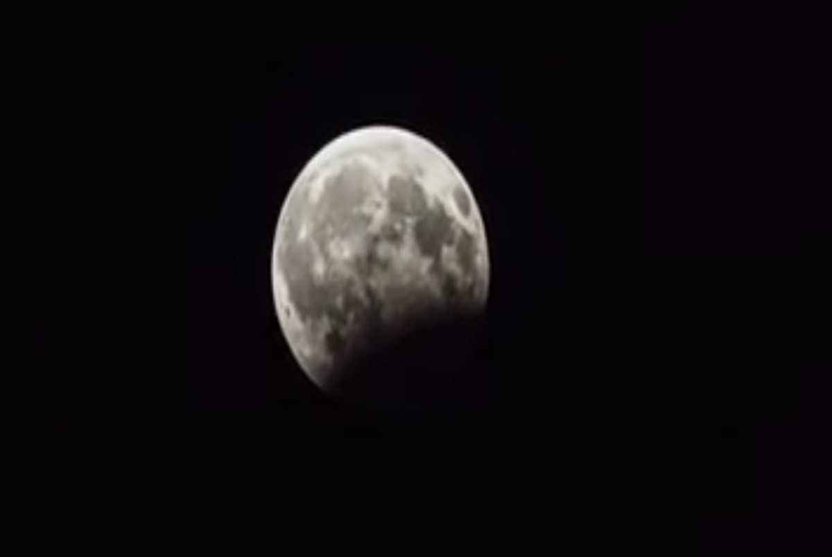 امکان مشاهده ماه گرفتگی امشب در ۴ قاره