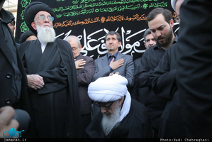 پیاده روی آیت الله العظمی وحید خراسانی به سمت حرم حضرت معصومه(س)