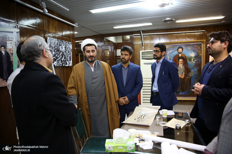 کتابت پیام تاریخی امام خمینی(س) به گورباچف در جماران