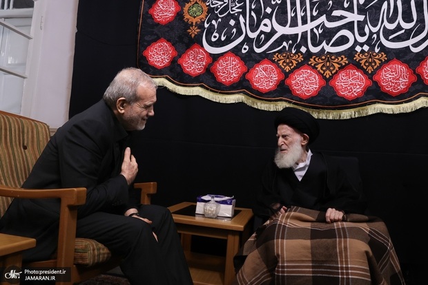 آیت‌الله العظمی شبیری زنجانی: شنیدن برخی سخنان ناصحیح و بی‌انصافی‌ها بسیار سنگین است/ پزشکیان: ۶ میلیارد دلار از منابع ایران آزاد می‌شود/ توافق اخیر، پیروزی بزرگ ملت ایران و نتیجه مقاومت ملی است