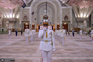 تجدید میثاق فرمانده و پرسنل نیروی دریایی ارتش جمهوری اسلامی ایران با آرمان‌های امام خمینی(س)