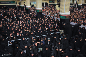 اولین شب مراسم عزاداری ایام شهادت حضرت زهرا (س) در حسینیه امام خمینی(ره)