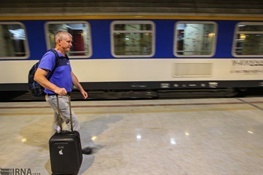 گردشگران خارجی از ۱۰ کشور به اصفهان سفر کردند