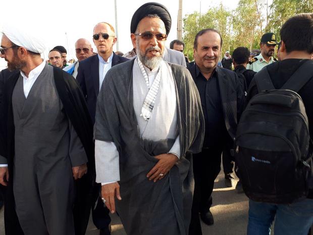 وزیر اطلاعات از مرز مهران بازدید کرد